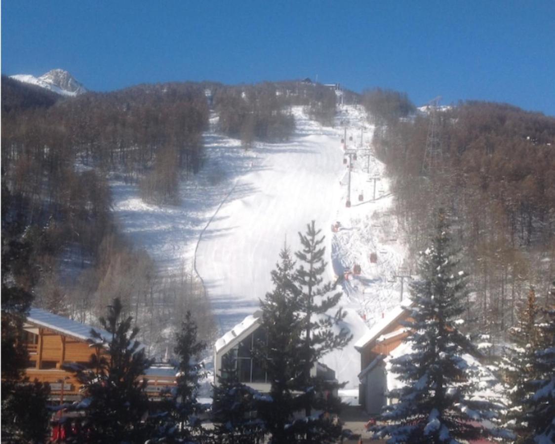 Apt Or Chalet Near The Slopes Saint Chaffrey Bagian luar foto